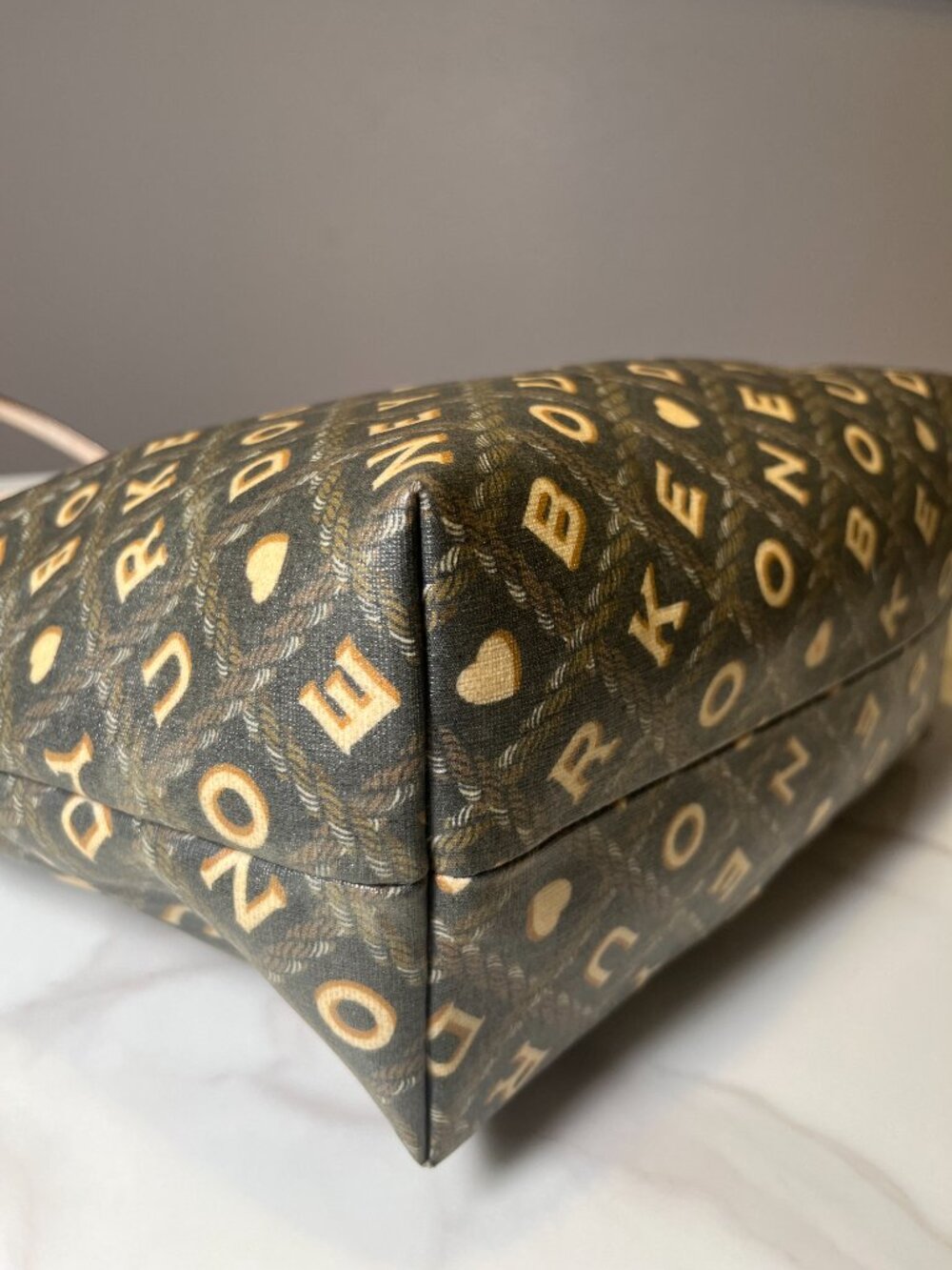 Dooney & Bourke Signature Heart Y2K Canvas Leather Tote - Picture 10 of 15